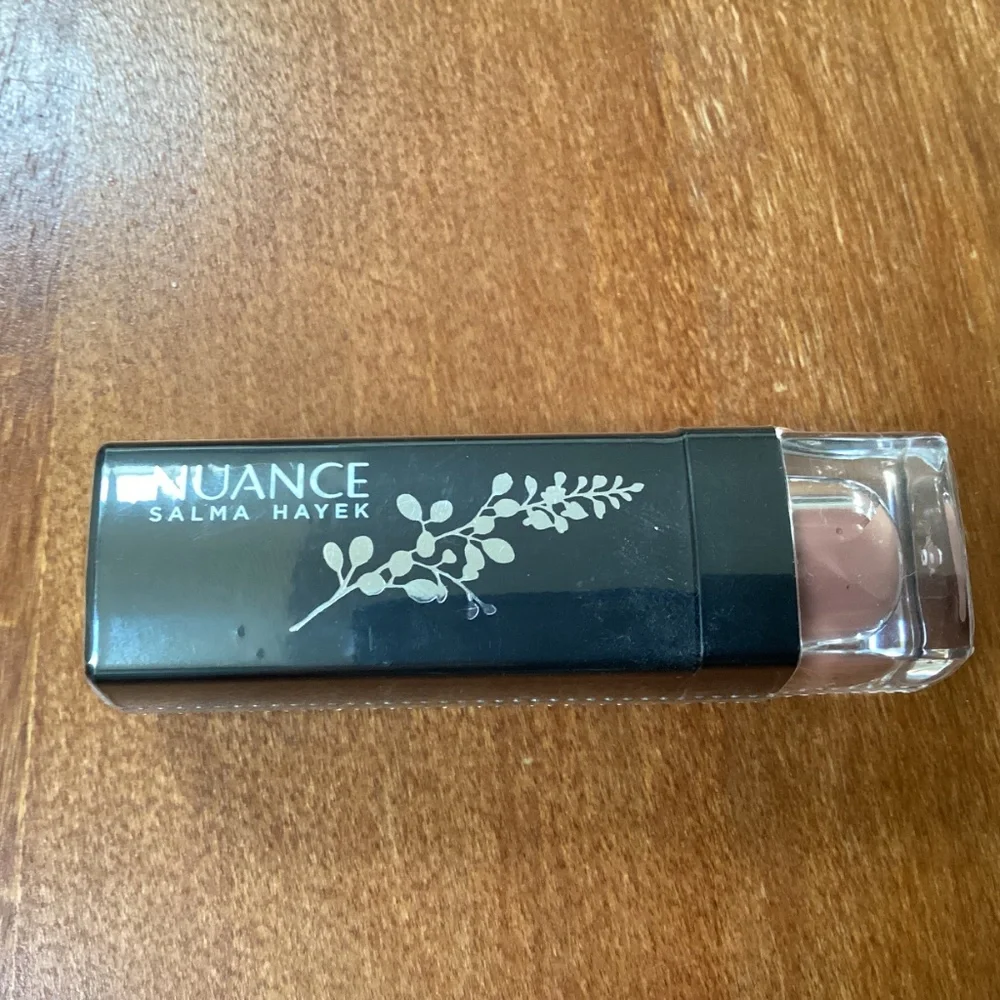 Nuance Salma Hayek True Color Moisture Rich Terra Cotta 615 New/Sealed 0.123 oz
